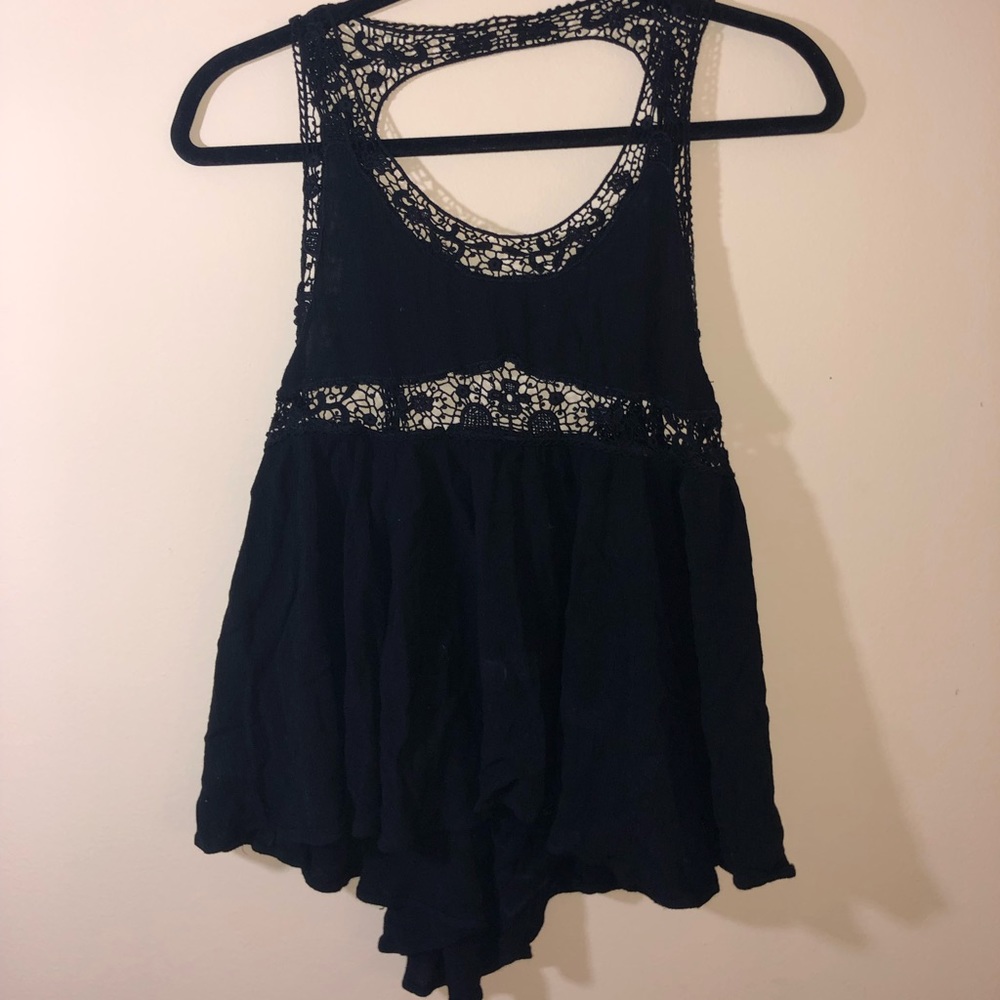 Black Tobi top